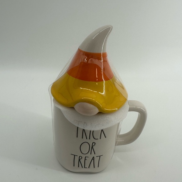Rae Dunn Other - New Rae Dunn trick or treat gnome topper mug